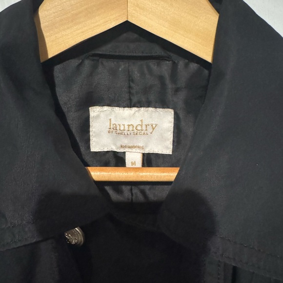 Elegant Black Double-Breasted Women's Rain Coat - Picture 3 of 3